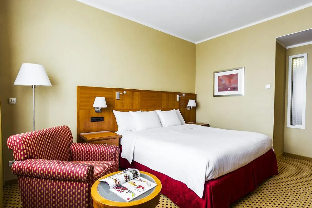 Courtyard By Marriott Prague Airport Ξενοδοχείο 4*,