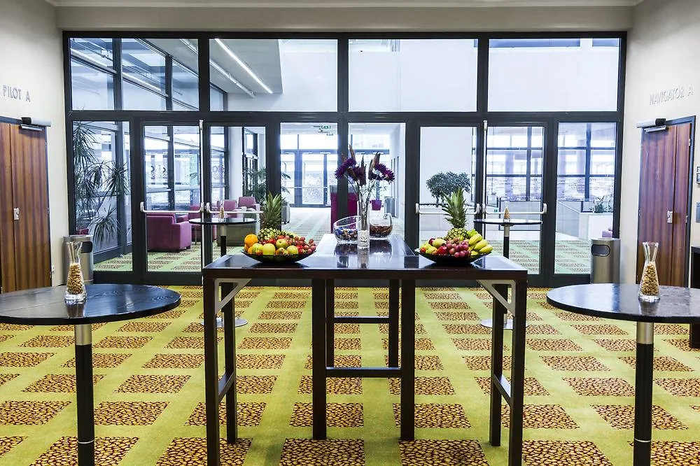 Courtyard By Marriott Prague Airport Ξενοδοχείο 4*,  Τσεχία