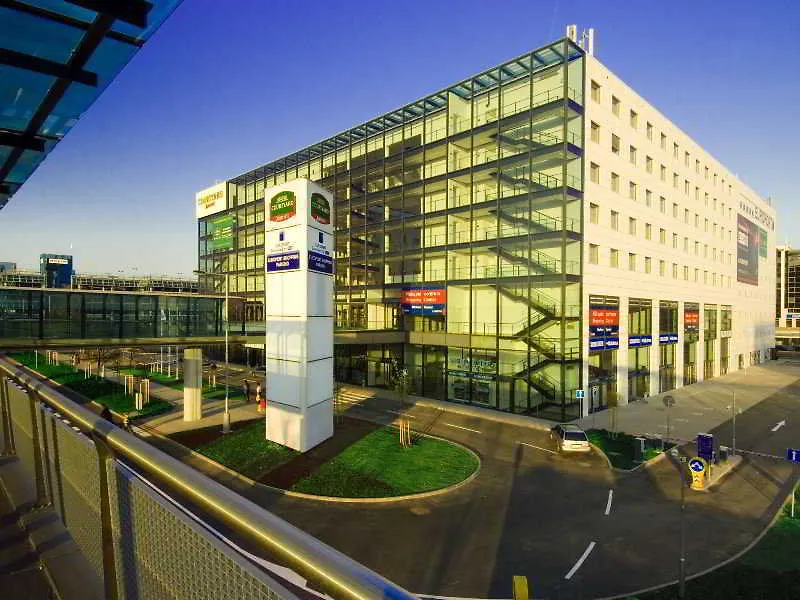 Courtyard By Marriott Prague Airport Ξενοδοχείο 4*,