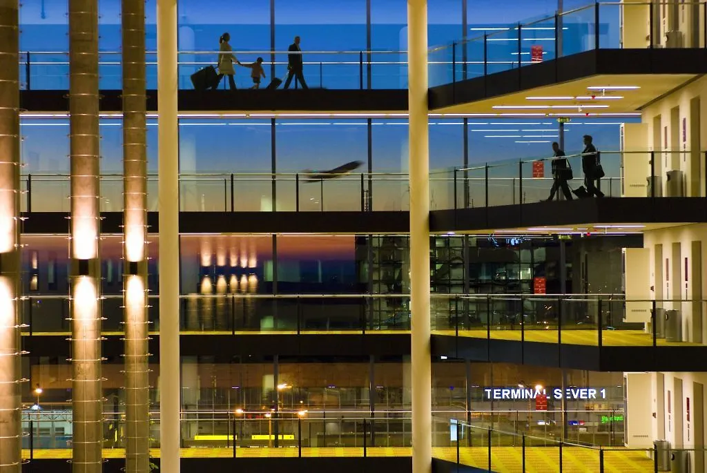 Courtyard By Marriott Prague Airport Ξενοδοχείο Τσεχία