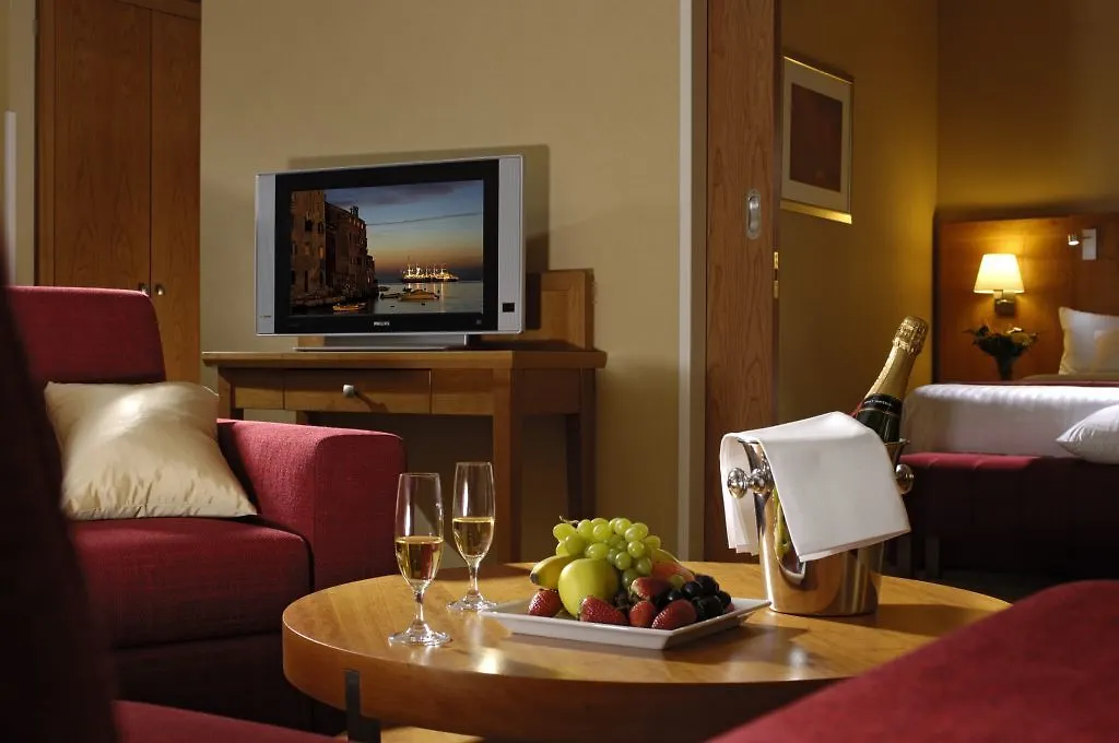 Courtyard By Marriott Prague Airport Ξενοδοχείο