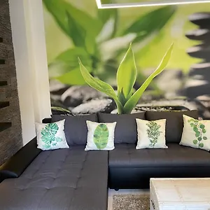 https://zen-apartman-eger.egerhotels.net