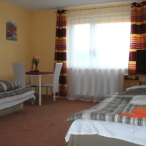 https://apartament-poznan-88a.poznan-hotels.com