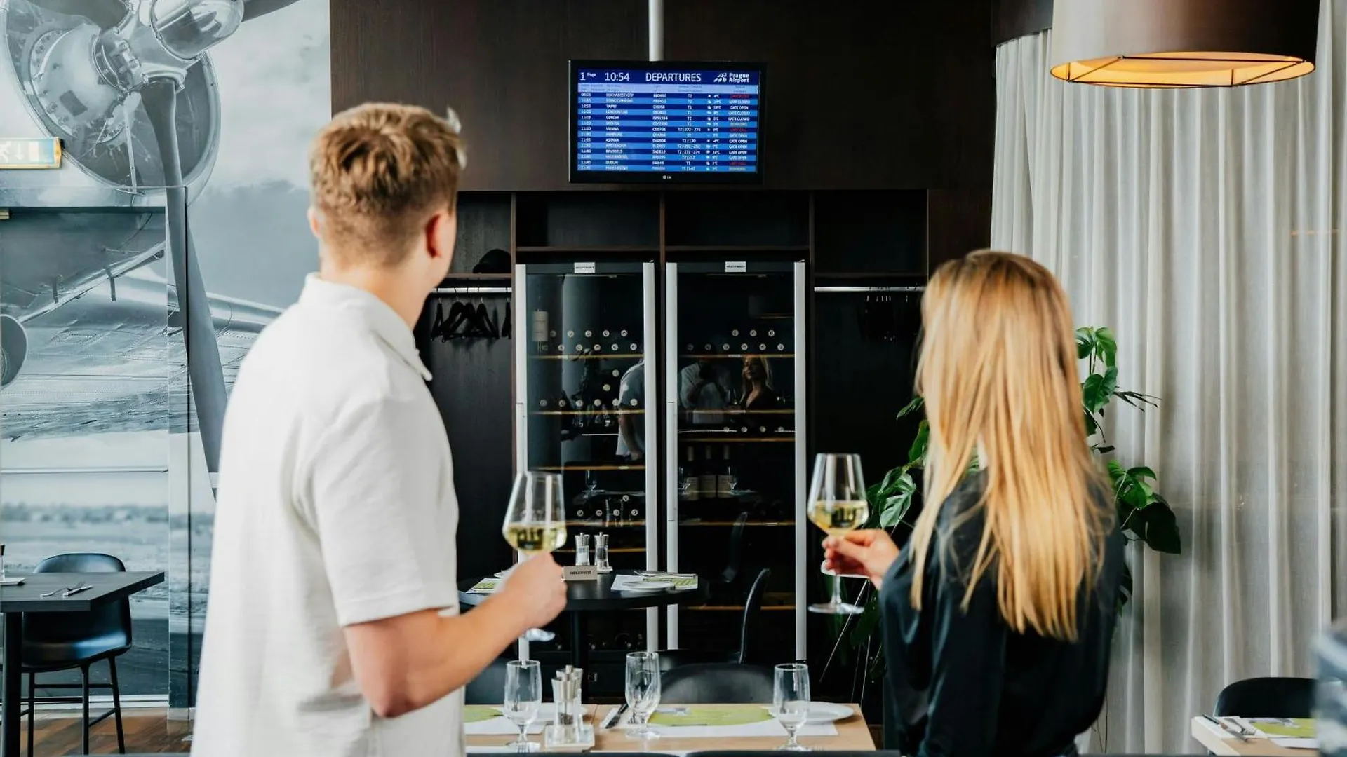 Courtyard By Marriott Prague Airport Hotel República Checa